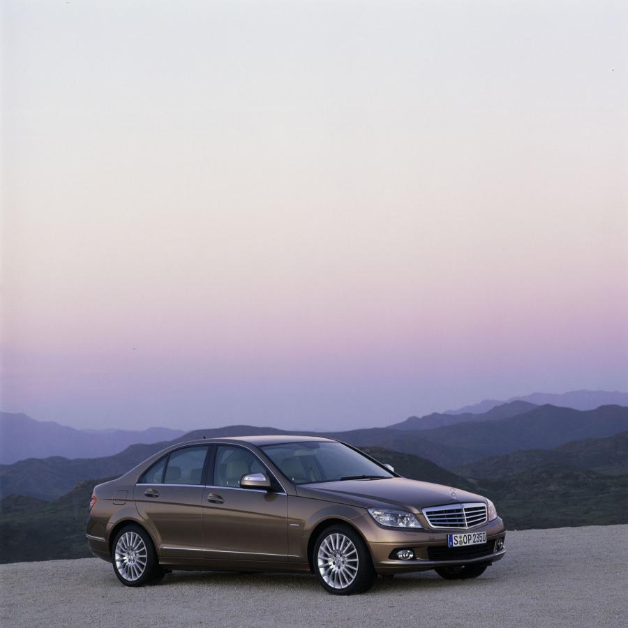  Mercedes-Benz C-Class 2007 года  (фото 143 из 413)